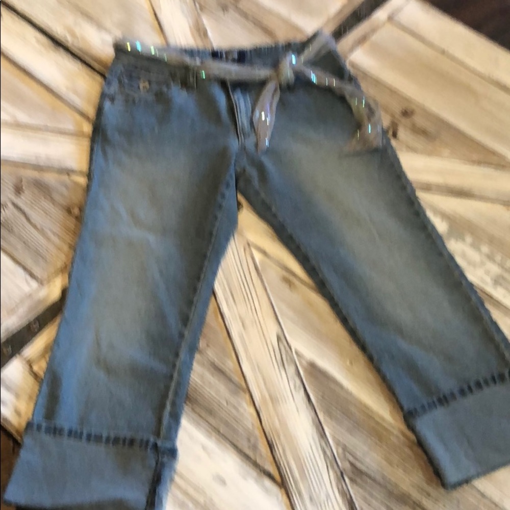 Cuffed crop jeans